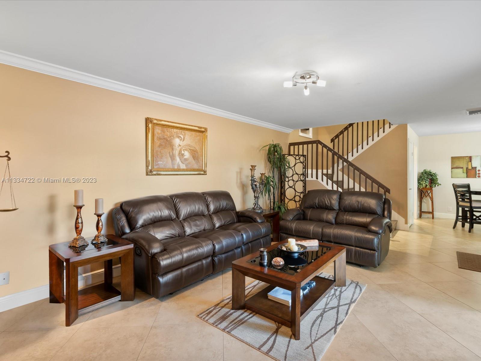 JACARANDA - Residential