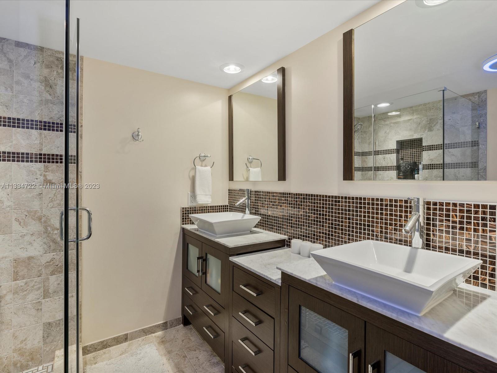 JACARANDA - Residential