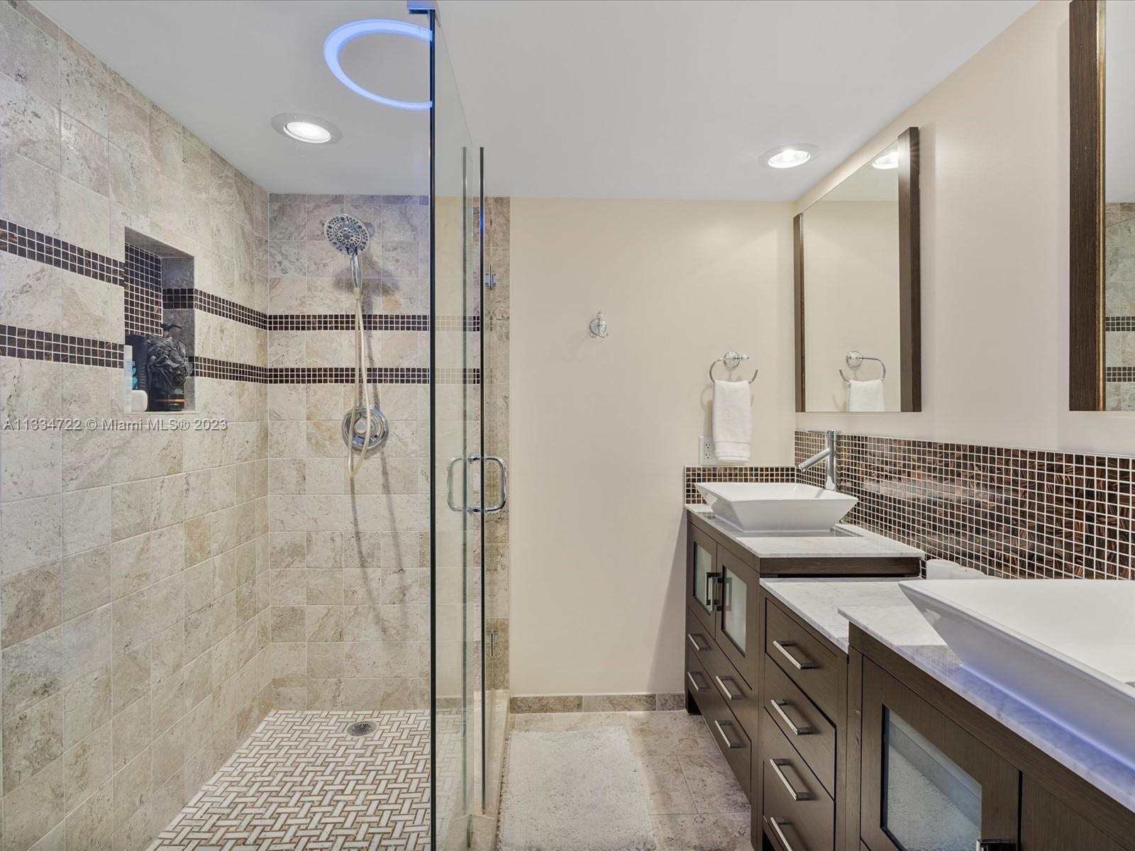 JACARANDA - Residential