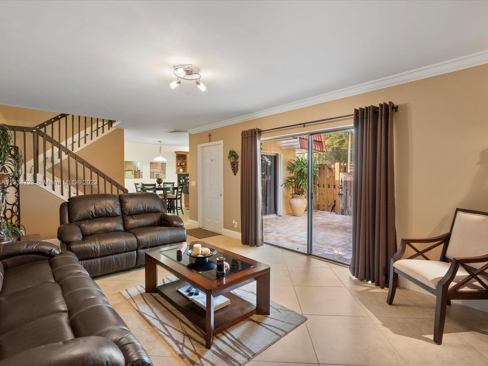 JACARANDA - Residential