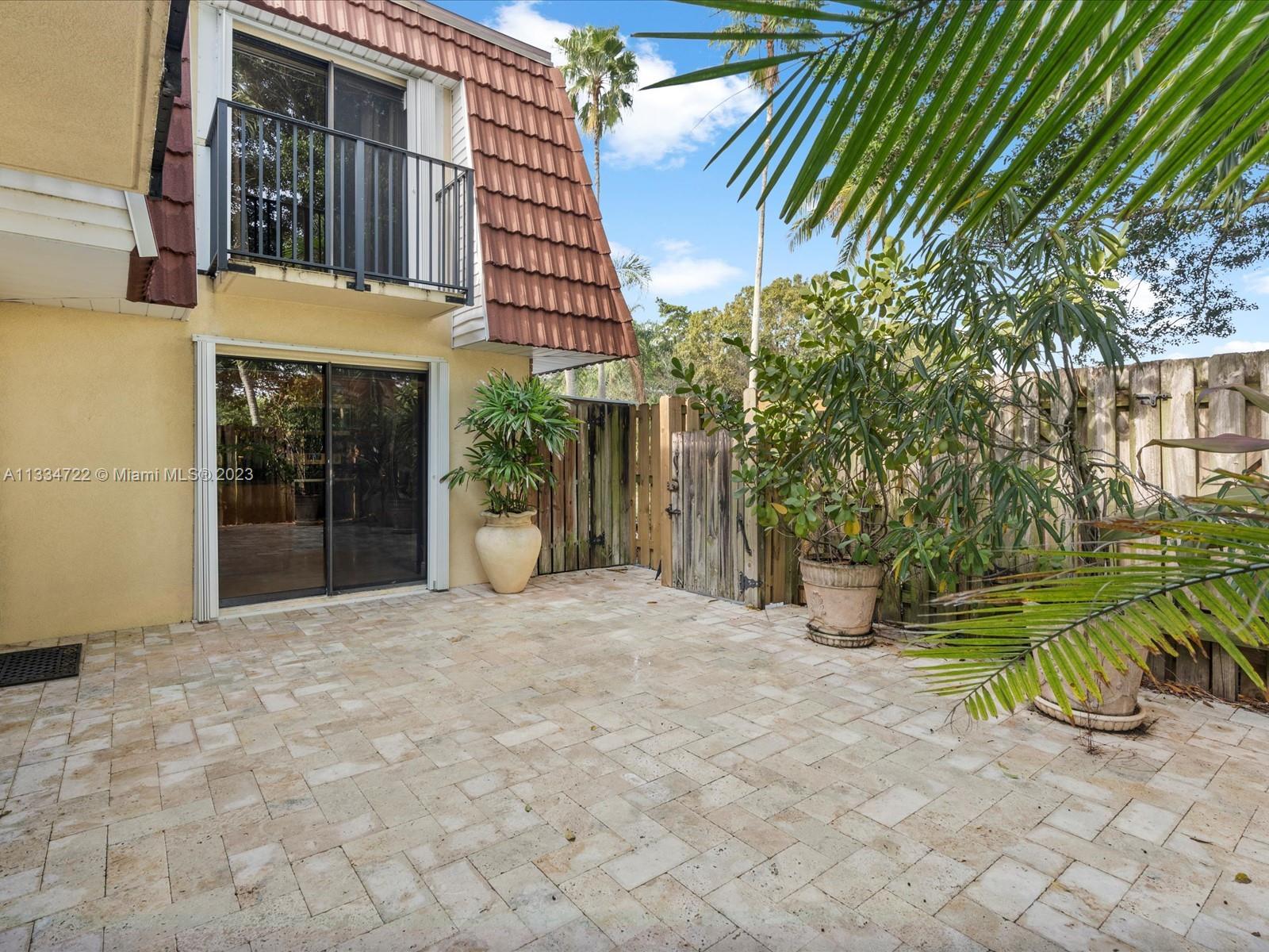 JACARANDA - Residential