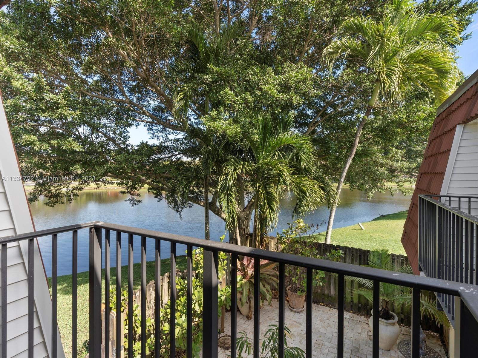 JACARANDA - Residential