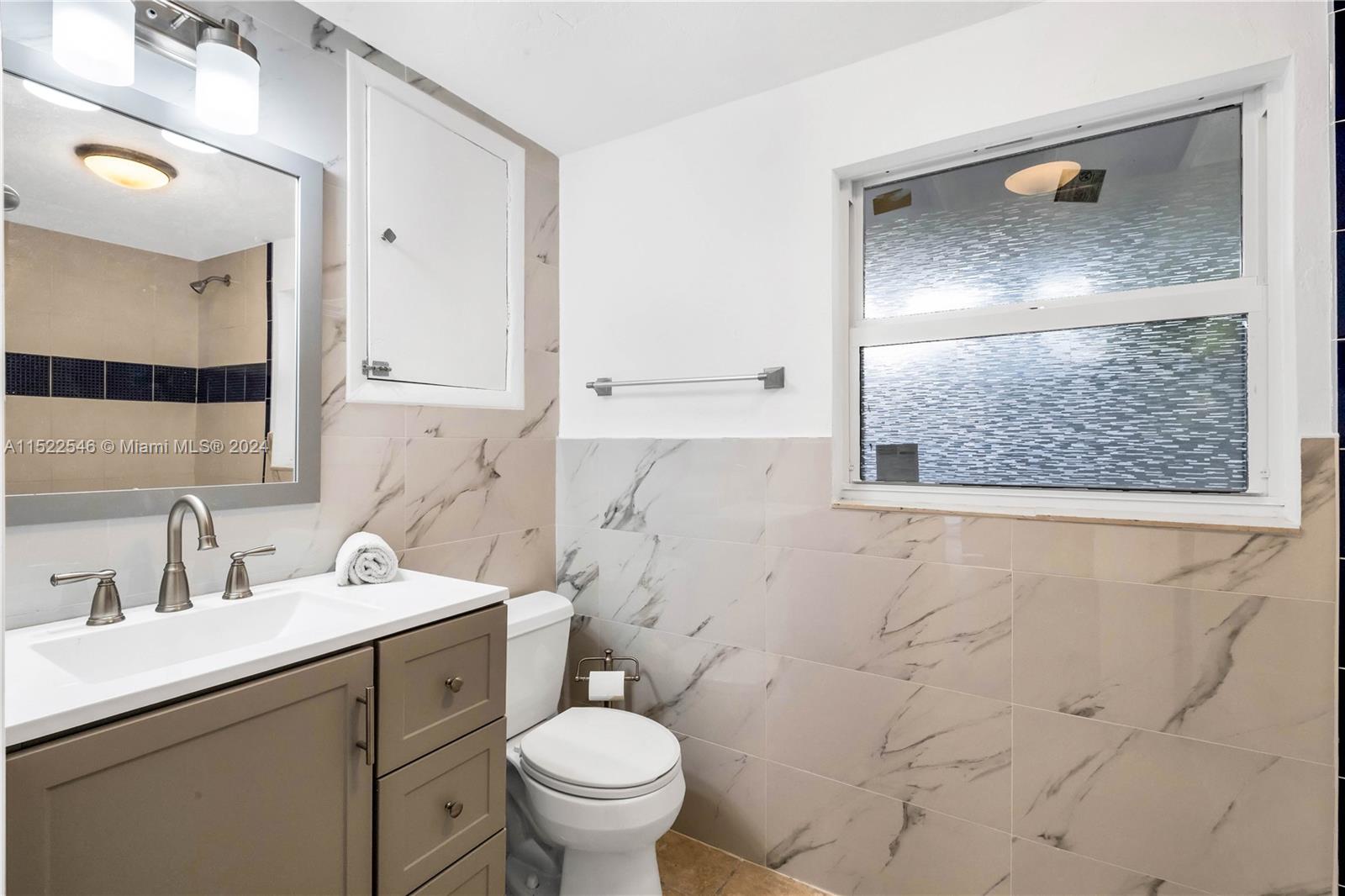COCOPLUM TERR ADDN - Residential