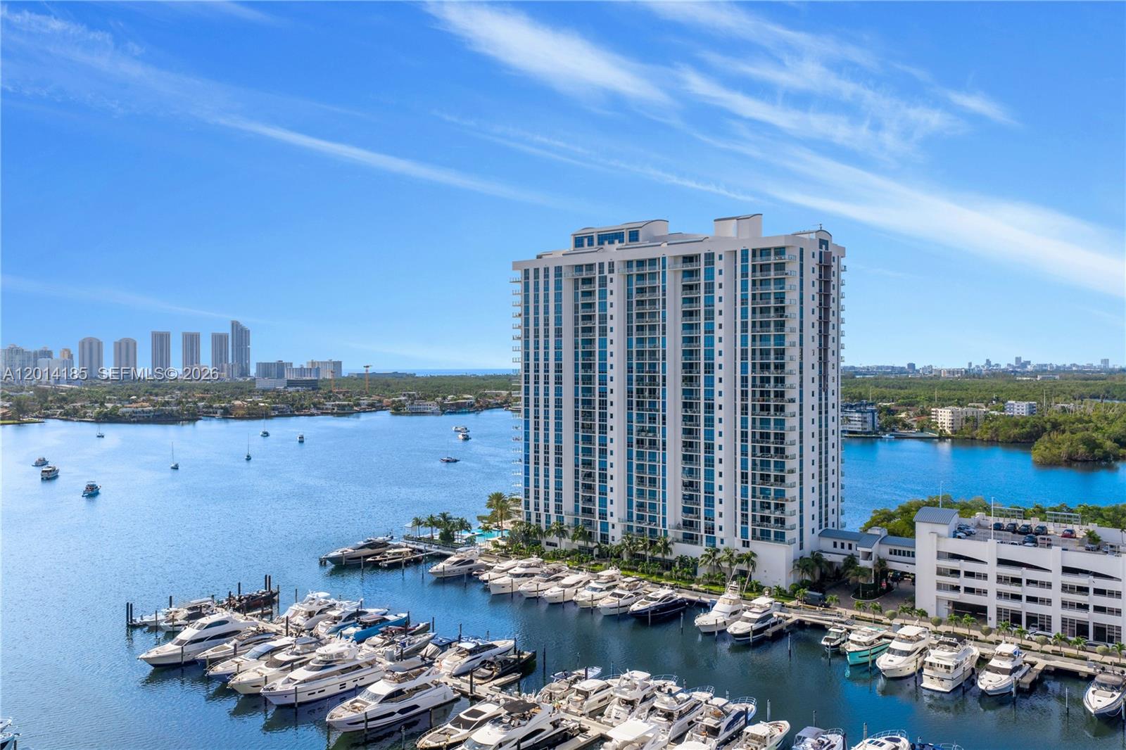 MARINA PALMS RESIDENCES - Residential