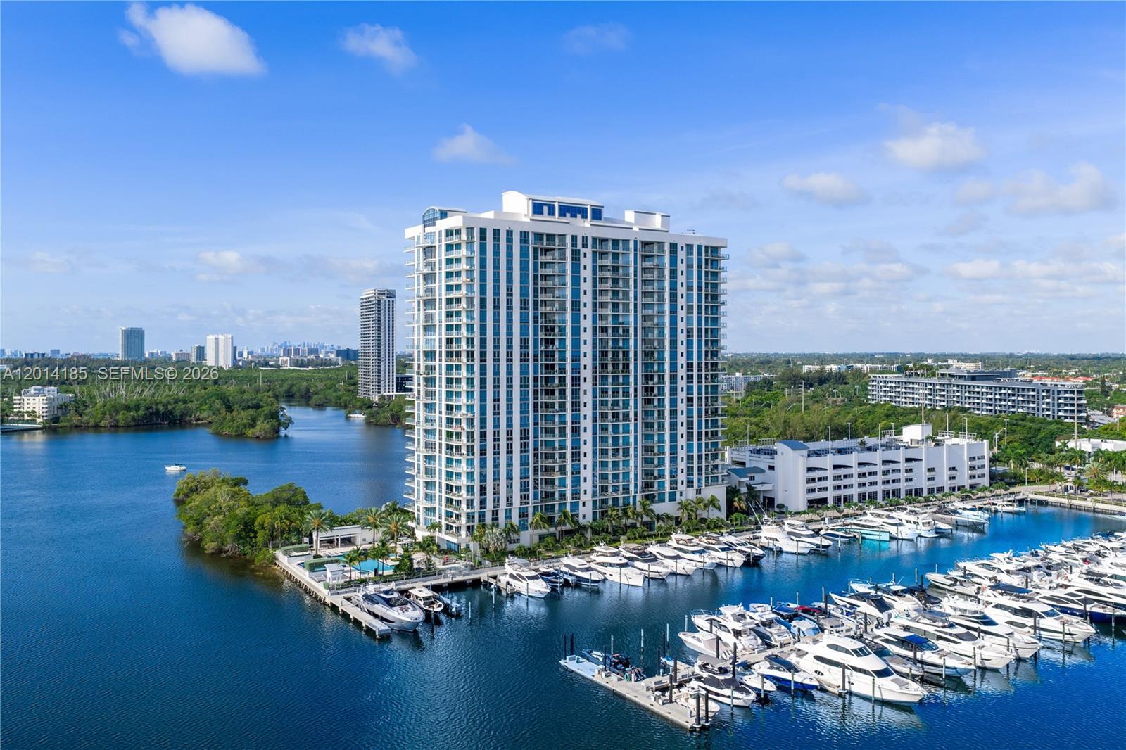 MARINA PALMS RESIDENCES - Residential