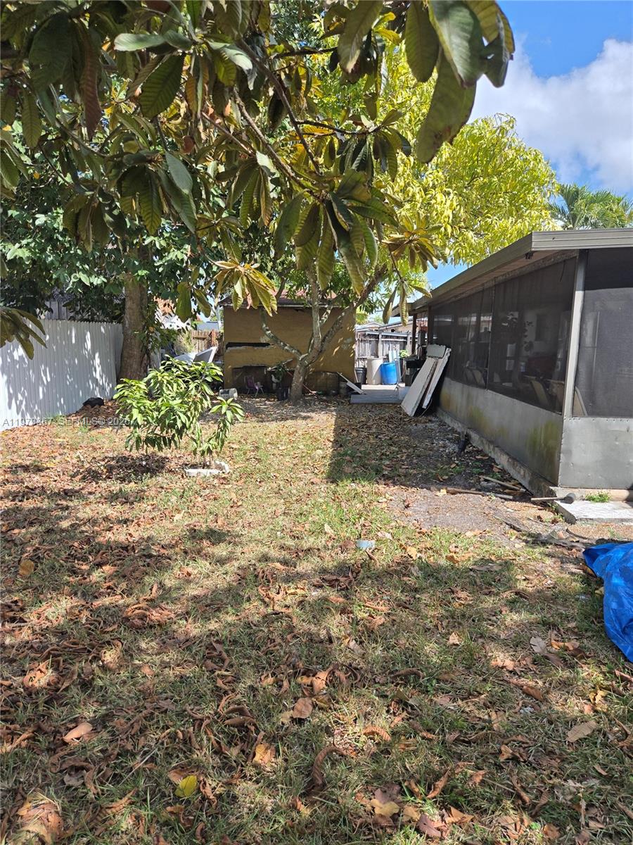 SAN SEBASTIAN UNIT NO 5 - Residential