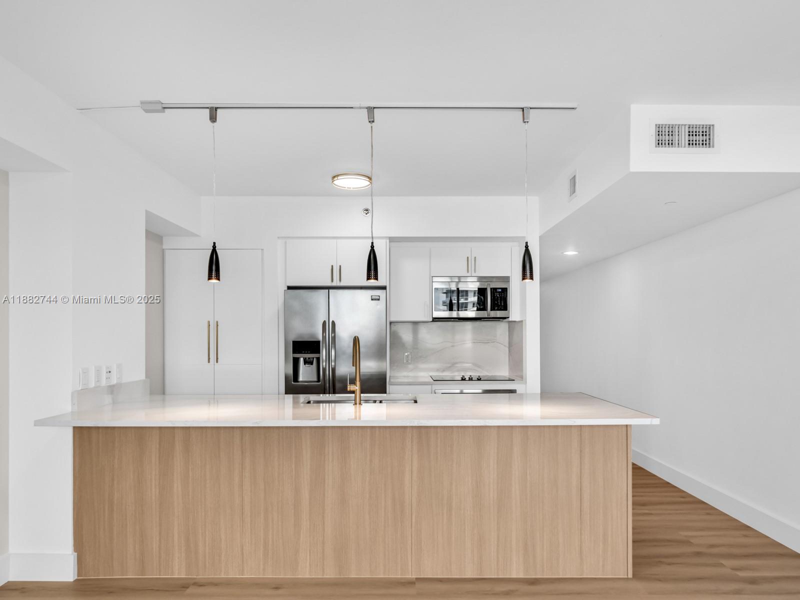 BEACH CLUB TWO CONDO - Residential