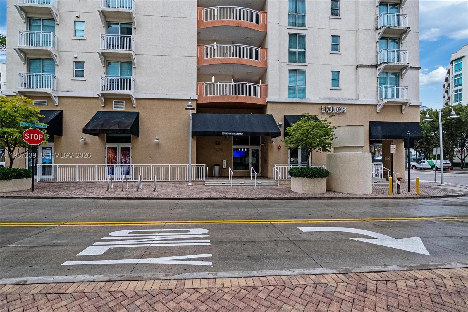 DOWNTOWN DADELAND CONDO N - Residential