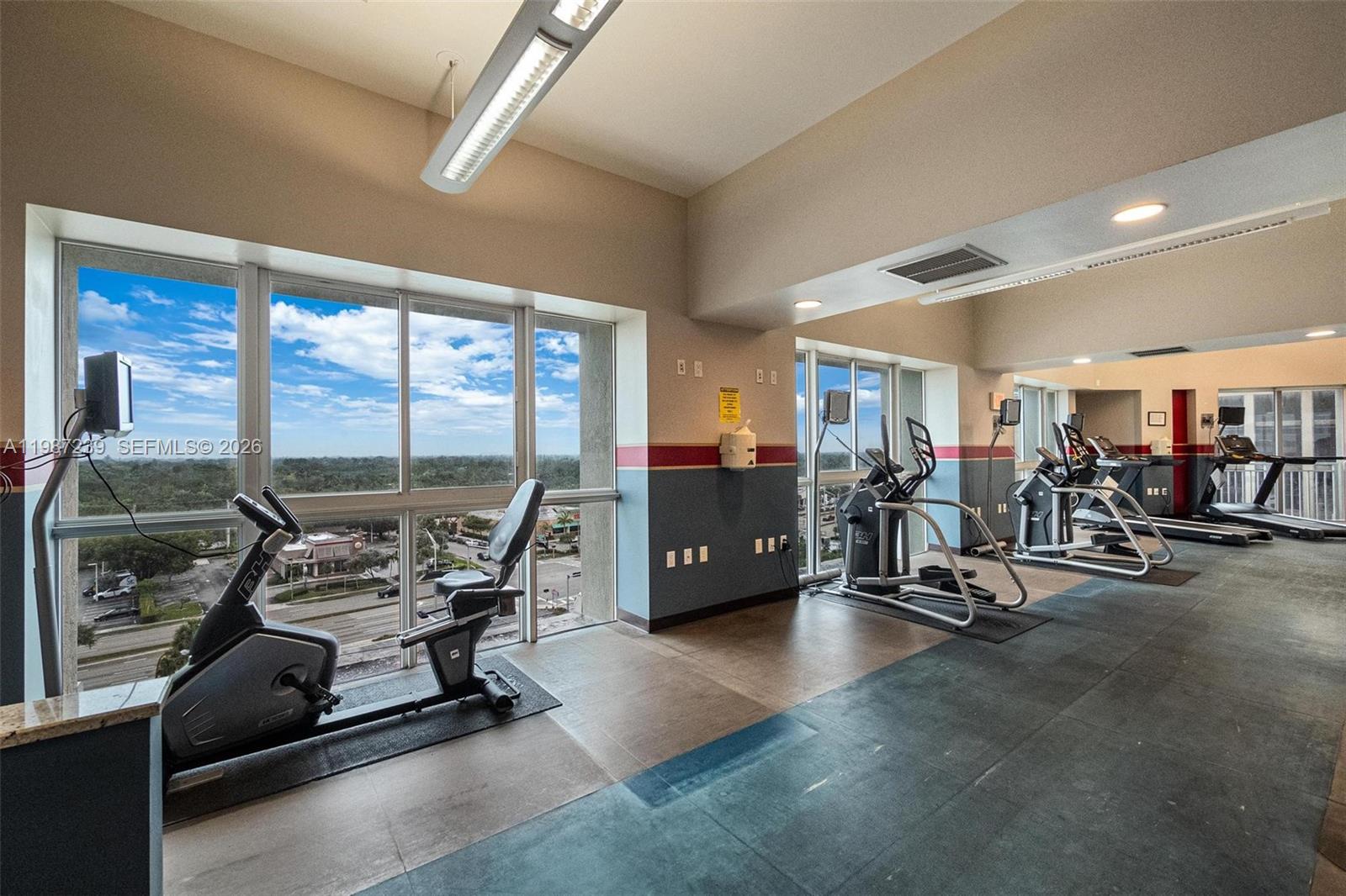 DOWNTOWN DADELAND CONDO N - Residential