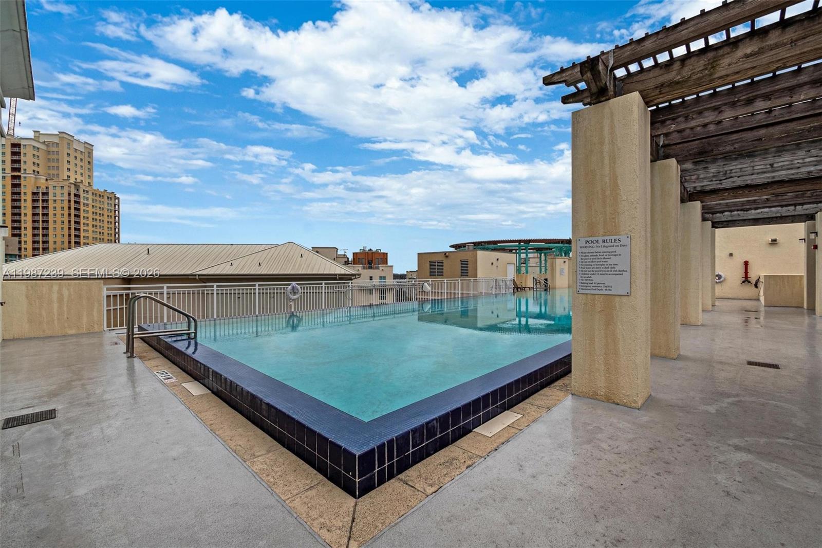 DOWNTOWN DADELAND CONDO N - Residential