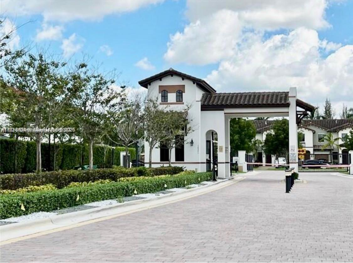 BEAUTIFUL AND SPACIOUS FURNISHED 2 BEDS, 2.5 BATHS UNIT IN THE DESIRABLE ADAGIO AT CENTRAL PARK DORAL COMMUNITY, OFFERS A MODERN AND CONFORTABLE LIFESTYLE , THIS TWO-STORY RESIDENCE HAS MASTER SUITE WITH WALKING CLOSET. CERAMIC FLOORS THROUGHOUT 1ST FLOOR, WOOD FLOORS THROUGHOUT 2ND FLOOR. KITCHEN FEATURES WOOD CABINETS, GRANITE COUNTER TOPS AND STAINLESS-STEEL APPLIANCES AND THE SOCIAL AREA HAS A BEAUTIFUL VIEW OF THE GARDENS. CLOSE TO SHOPPING CENTERS & EXPRESSWAYS. HOME HAS A CONTEMPORARY FEEL WITH RESORT STYLE AMENITIES: POOL, JACUZZI, PLAYGROUND, KIDS WATER PARK, TENNIS & BASKETBALL COURTS, SPA, GYM, LOUNGE, TERRACES AND MUCH MORE. ALL AGES ARE WELCOME. THE WATER IS INCLUDED IN THE RENT AND ONLY FIRST MONTH AND ONE MONTH DEPOSIT ARE REQUIERED!