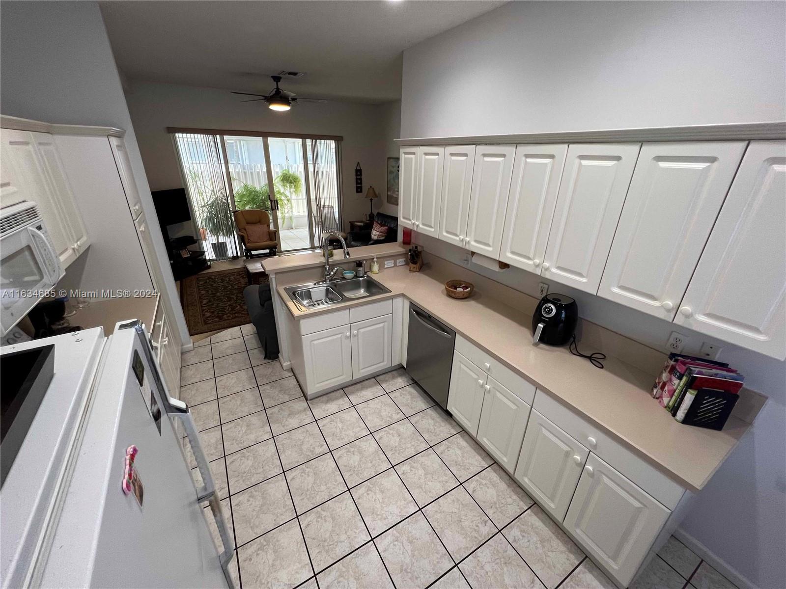 PALM AIRE OAKS COURSE EST - Residential