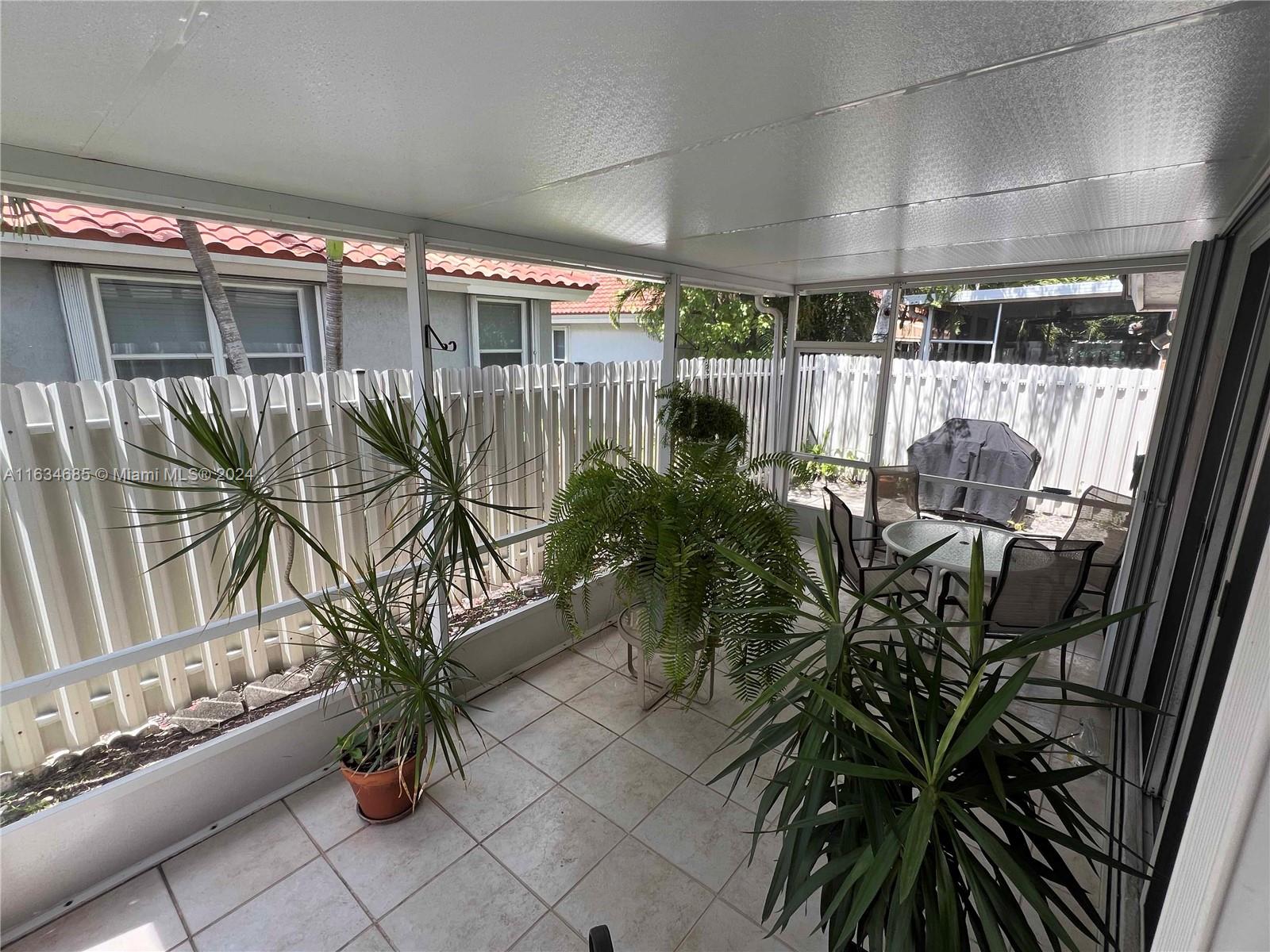 PALM AIRE OAKS COURSE EST - Residential
