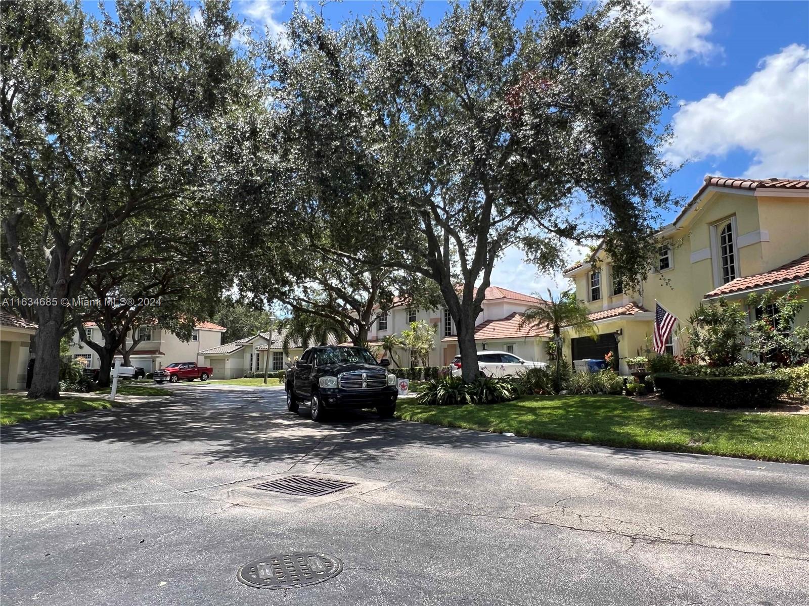 PALM AIRE OAKS COURSE EST - Residential