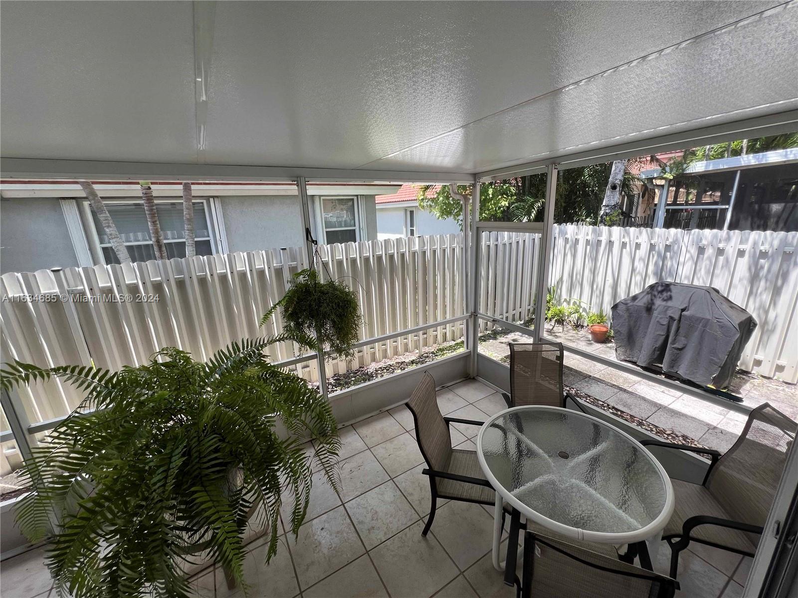 PALM AIRE OAKS COURSE EST - Residential