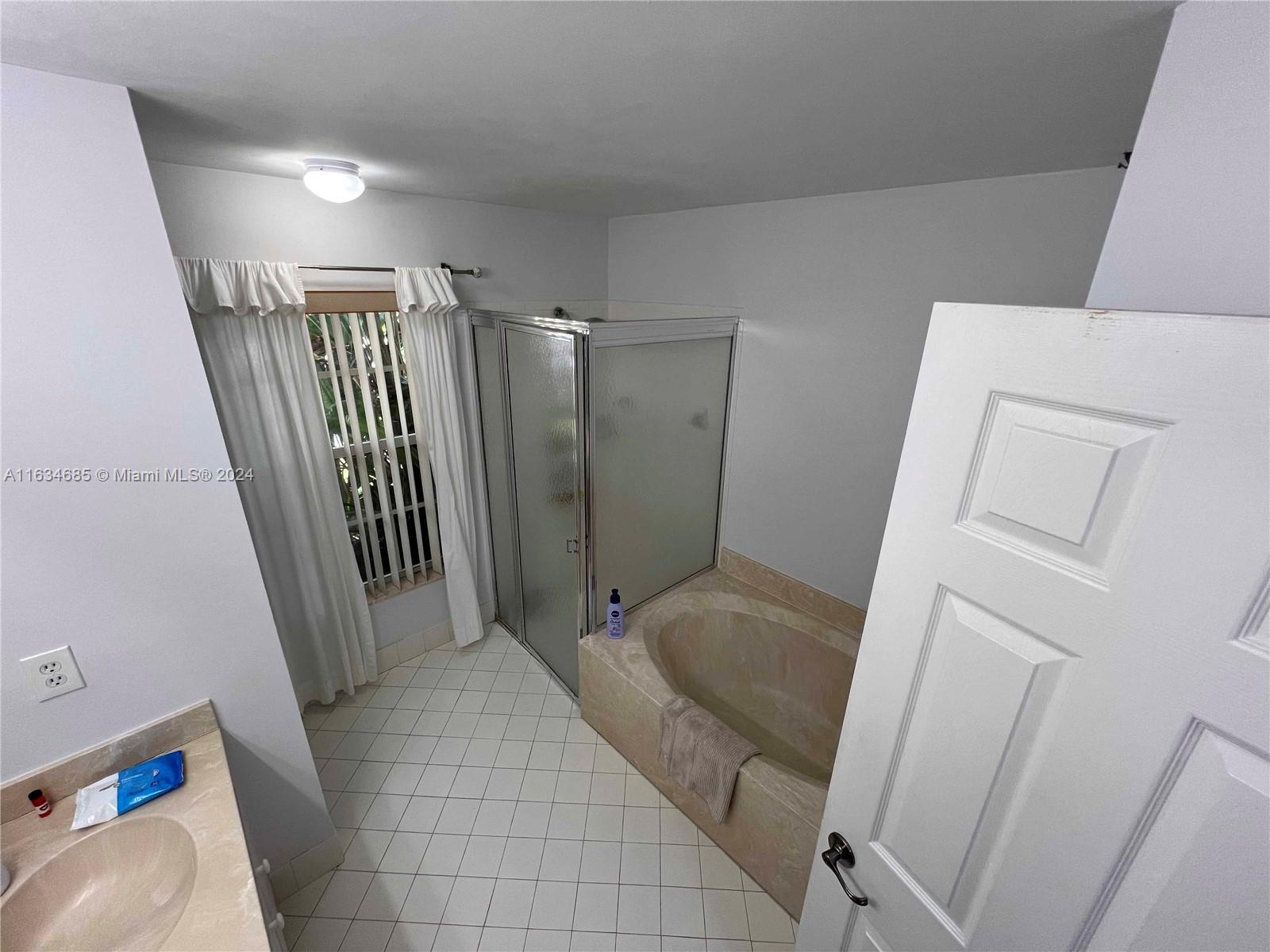 PALM AIRE OAKS COURSE EST - Residential
