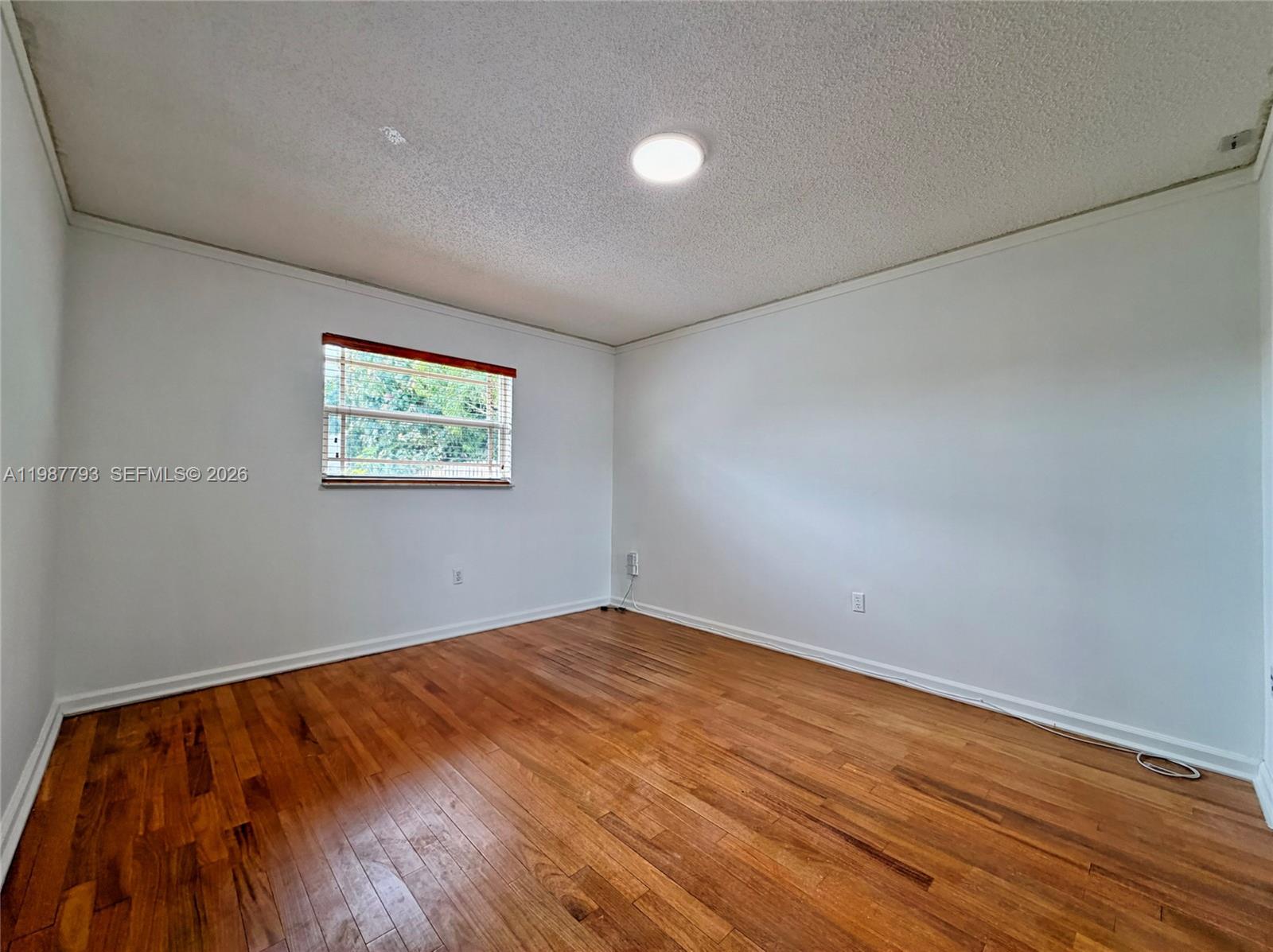 SUNRISE GOLF VILLAGE - Residential Lease