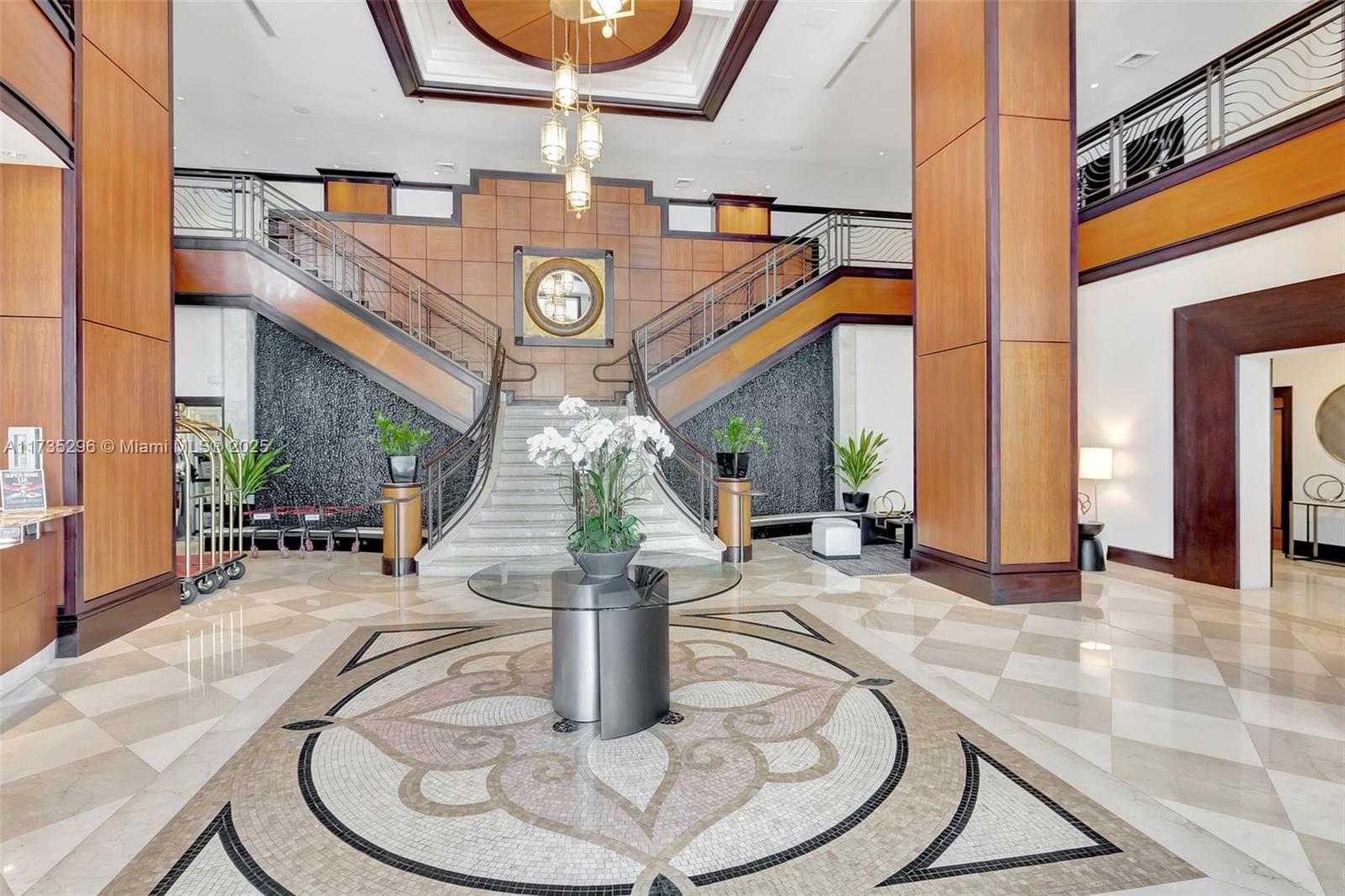 SYMPHONY SOUTH CONDO - Residential