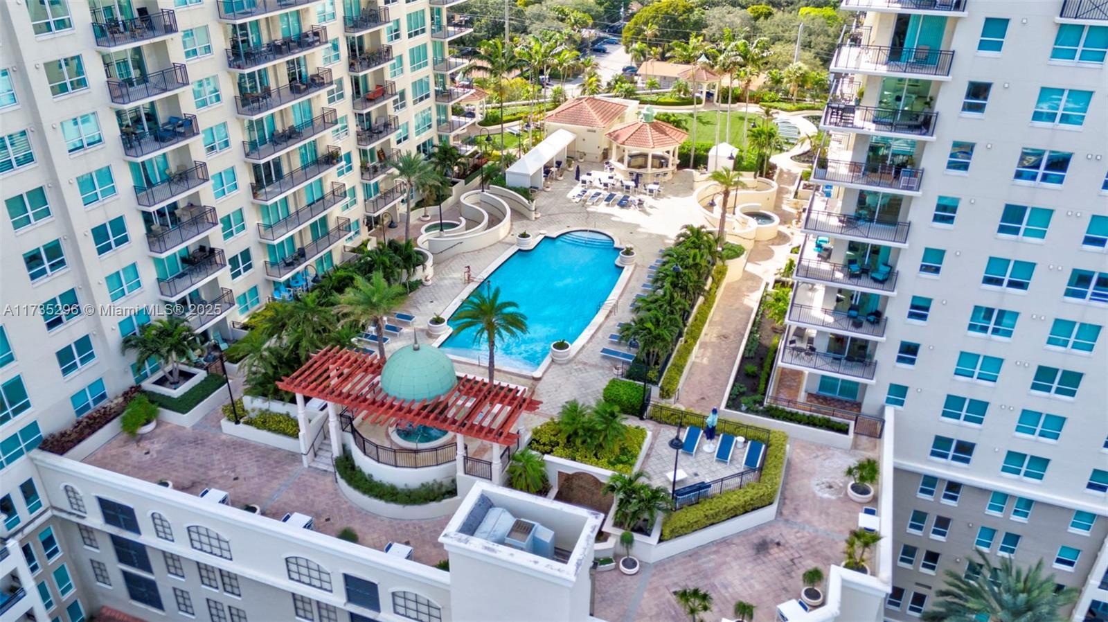 SYMPHONY SOUTH CONDO - Residential