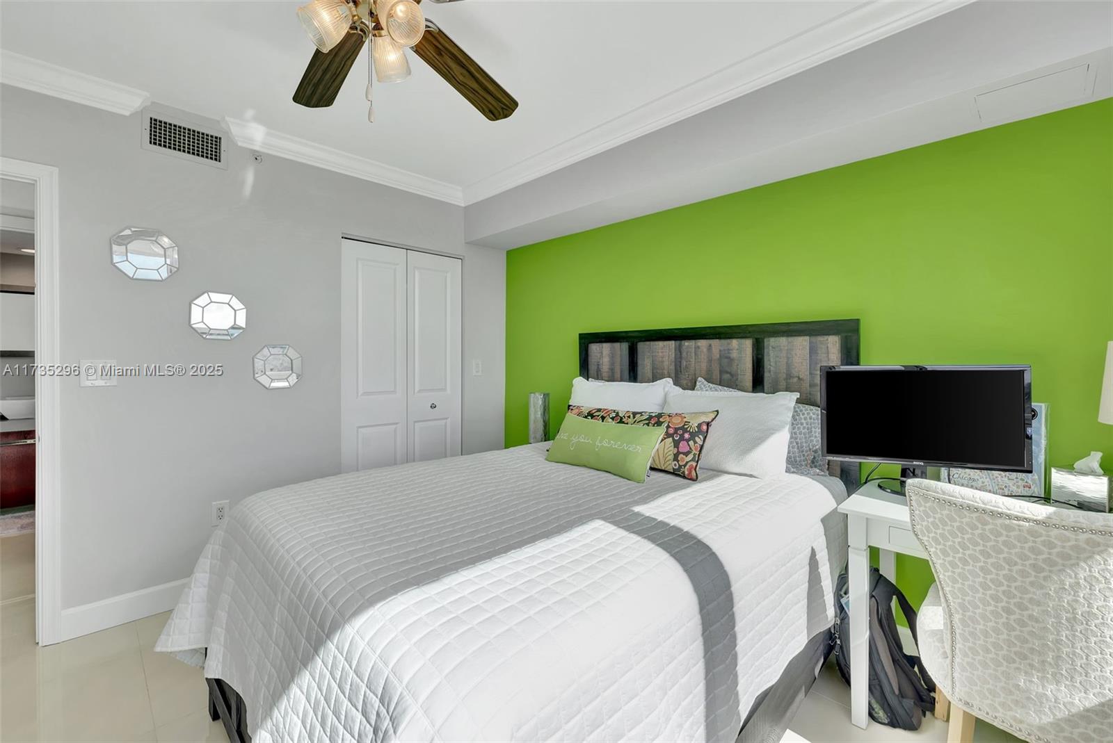 SYMPHONY SOUTH CONDO - Residential