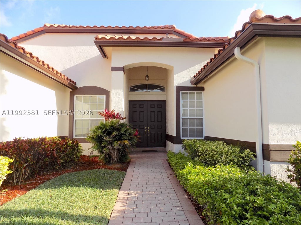 Photo of 6735 Catania Dr, Boynton Beach, FL 33472 (MLS # A11992381)