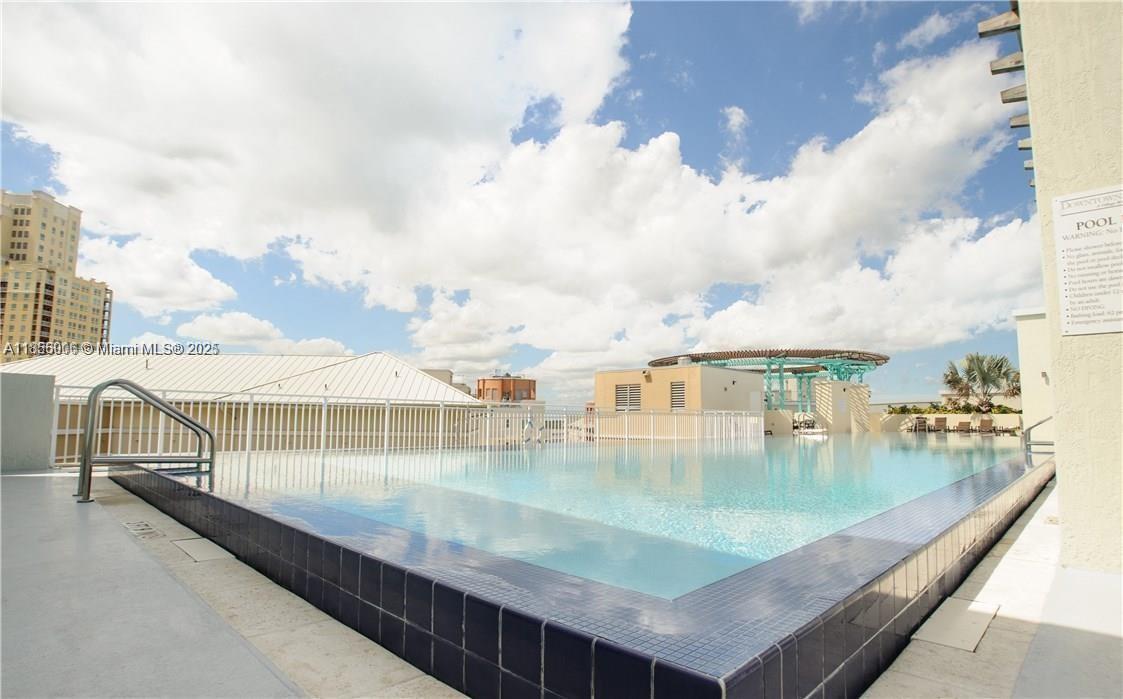 DOWNTOWN DADELAND CONDO N - Residential Lease