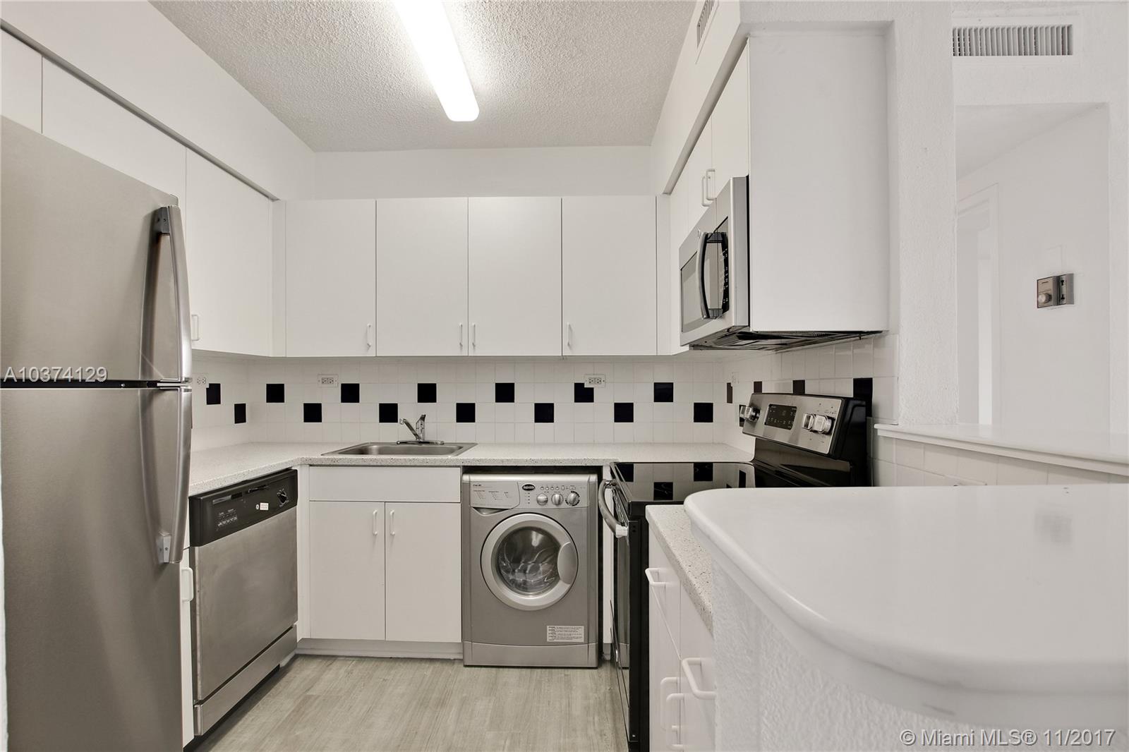 Flamingo South Beach - Residential Lease