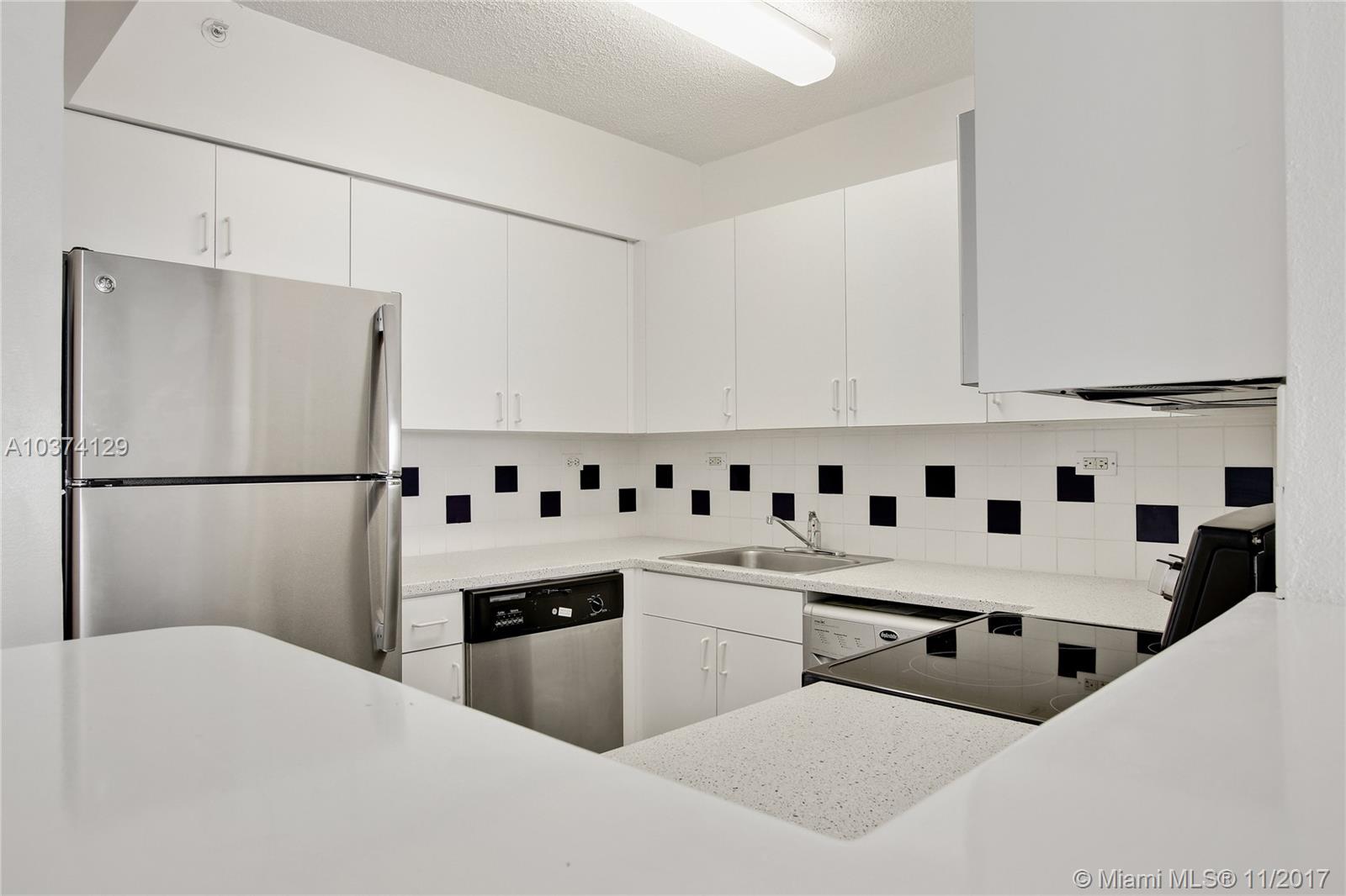 Flamingo South Beach - Residential Lease