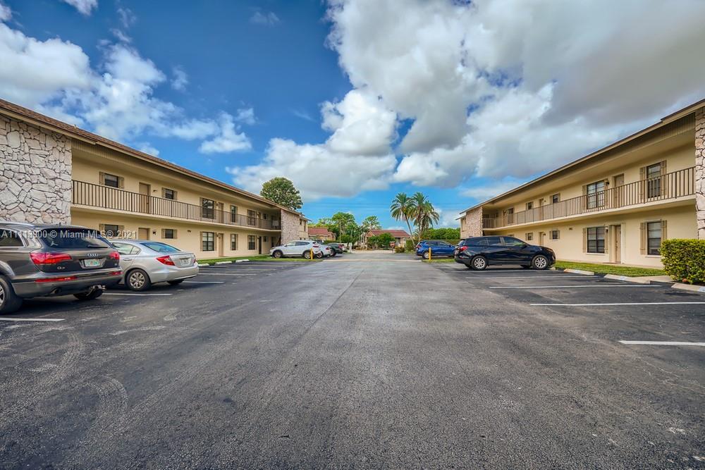 SHERWOOD VILLAGE CONDO - Residential