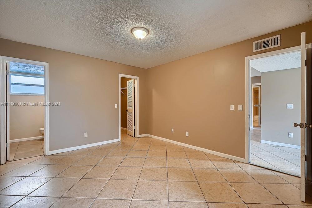 SHERWOOD VILLAGE CONDO - Residential