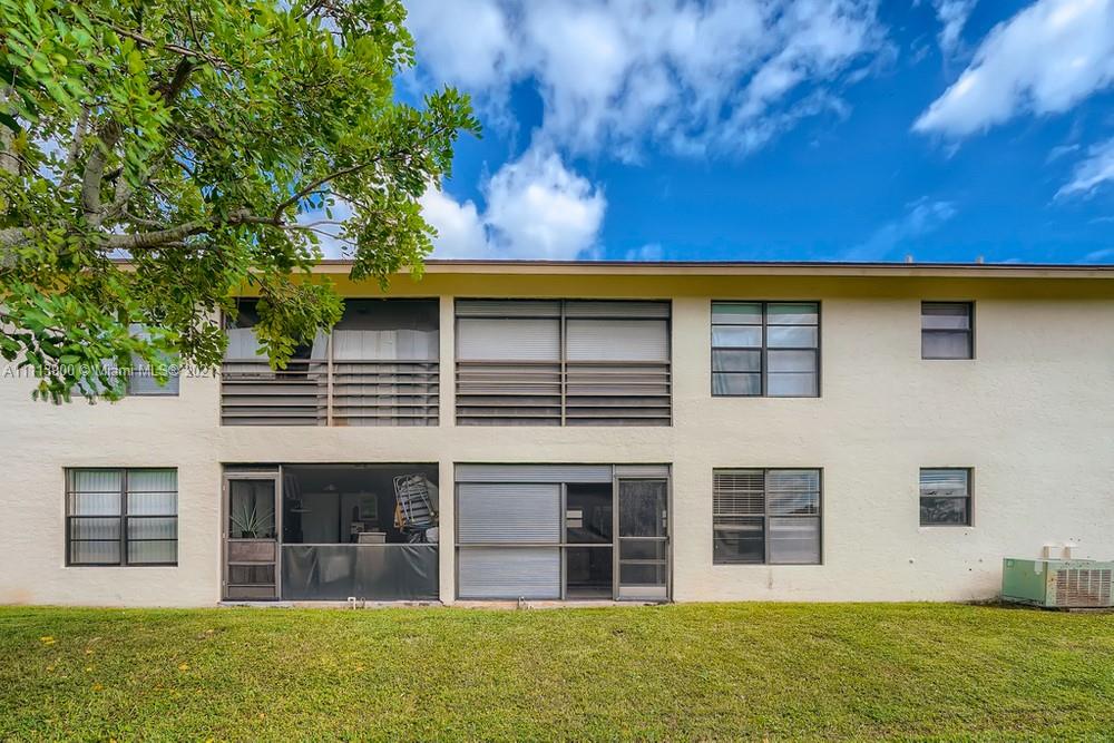 SHERWOOD VILLAGE CONDO - Residential