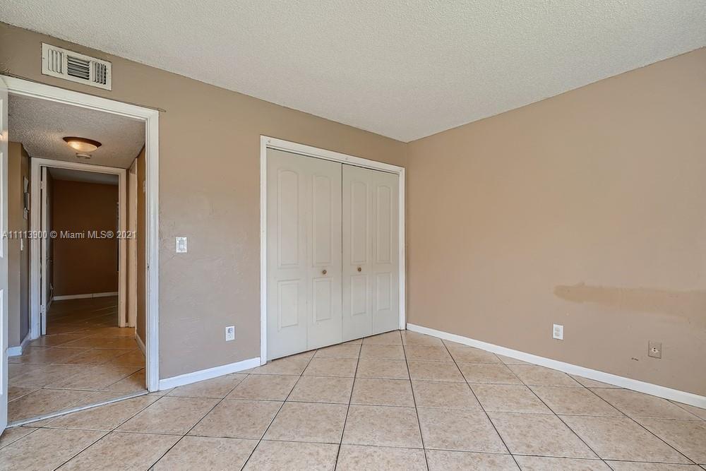 SHERWOOD VILLAGE CONDO - Residential