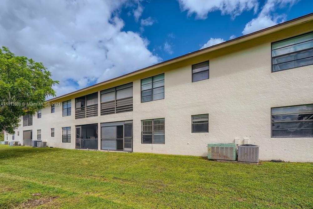 SHERWOOD VILLAGE CONDO - Residential