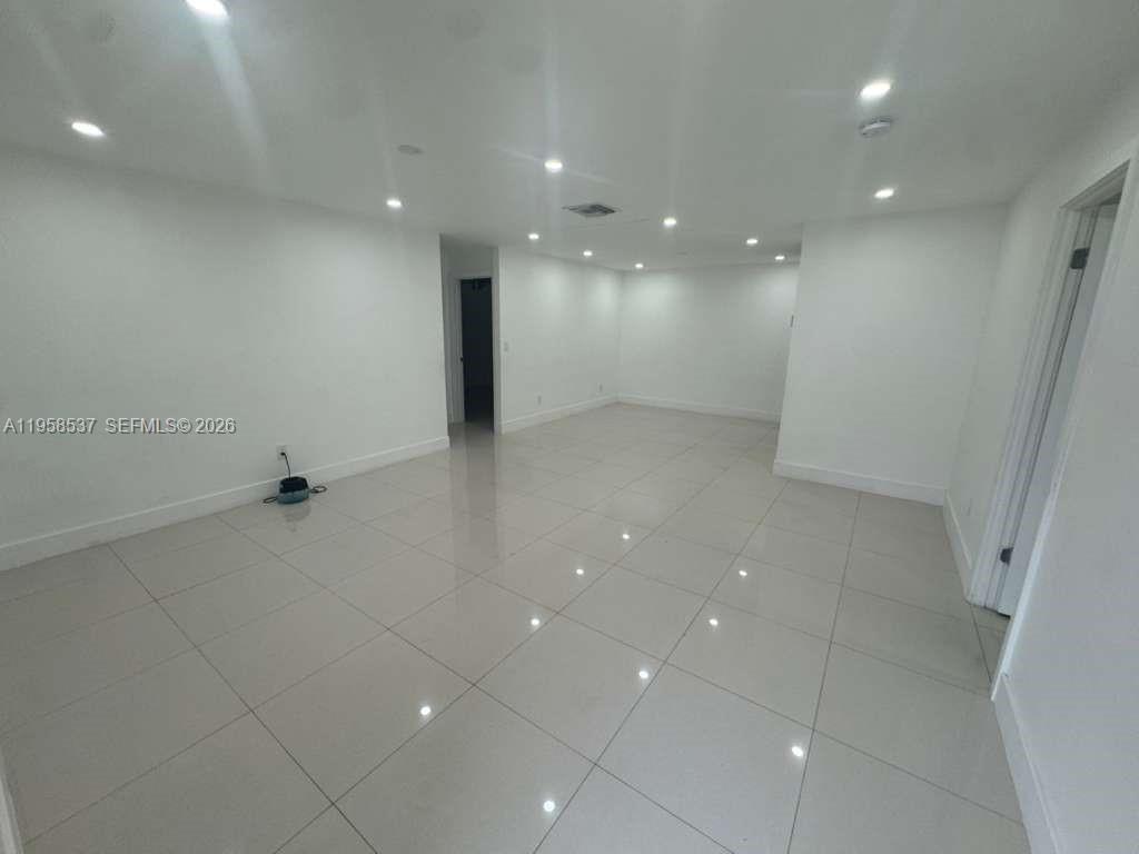 SAN SEBASTIAN UNIT 3 - Residential Lease