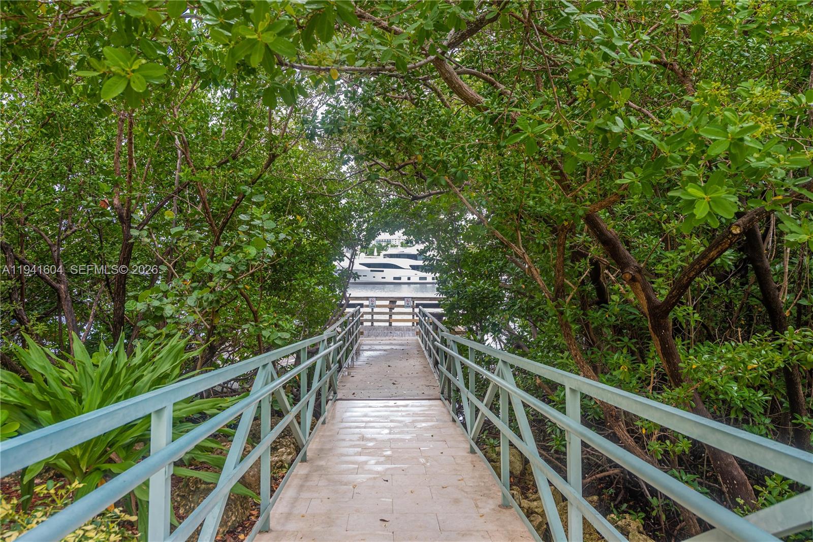 THE YACHT CLUB AT AVENTUR - Residential