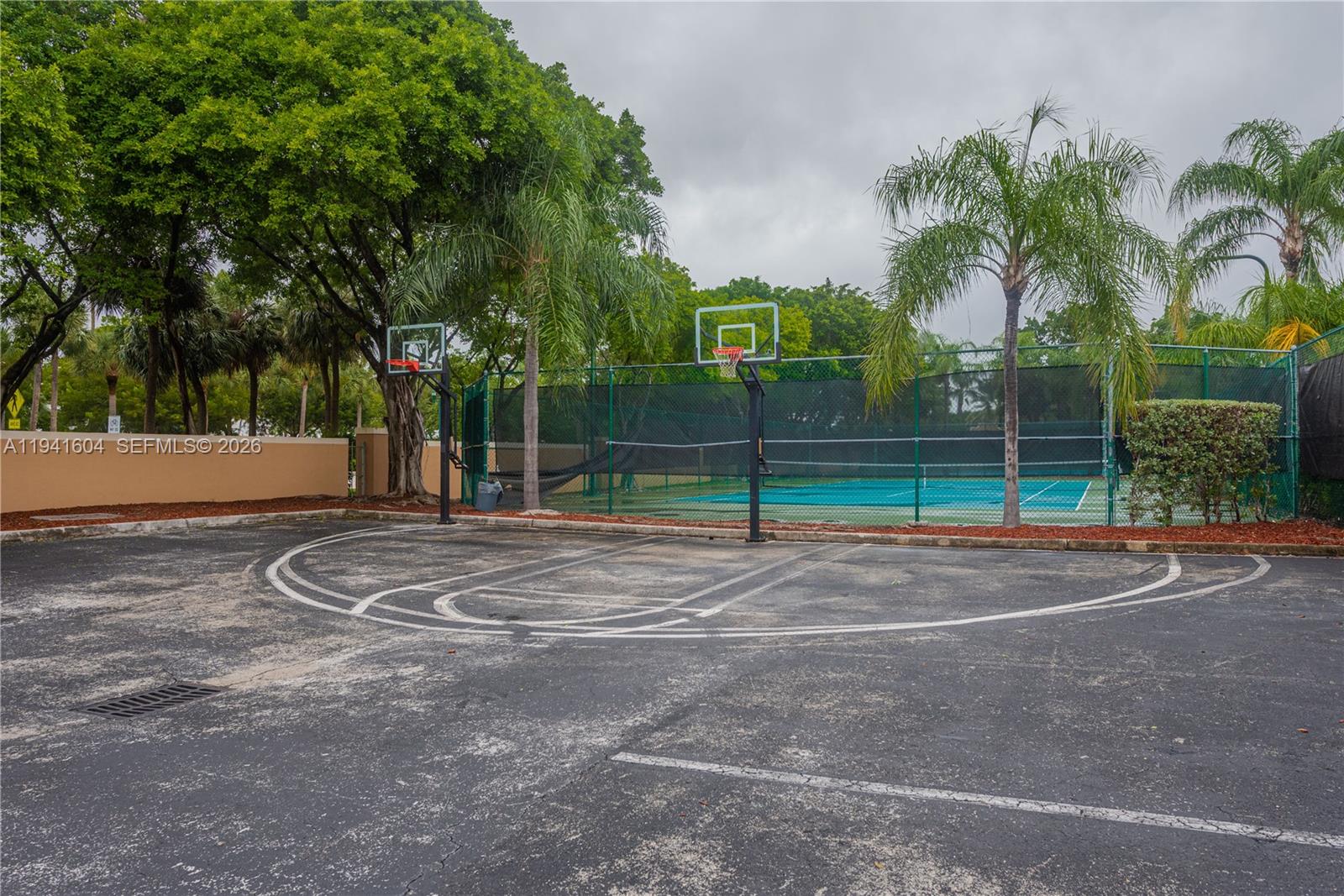 THE YACHT CLUB AT AVENTUR - Residential