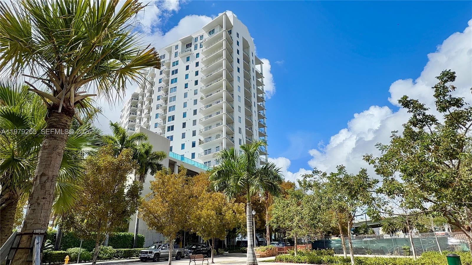 NEO LOFTS CONDO - Residential