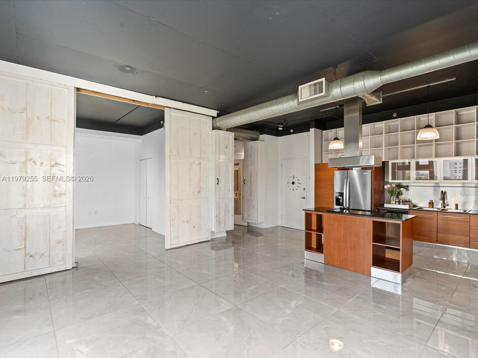 NEO LOFTS CONDO - Residential
