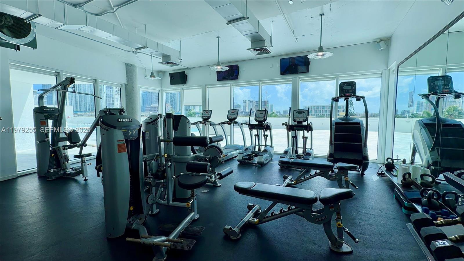 NEO LOFTS CONDO - Residential