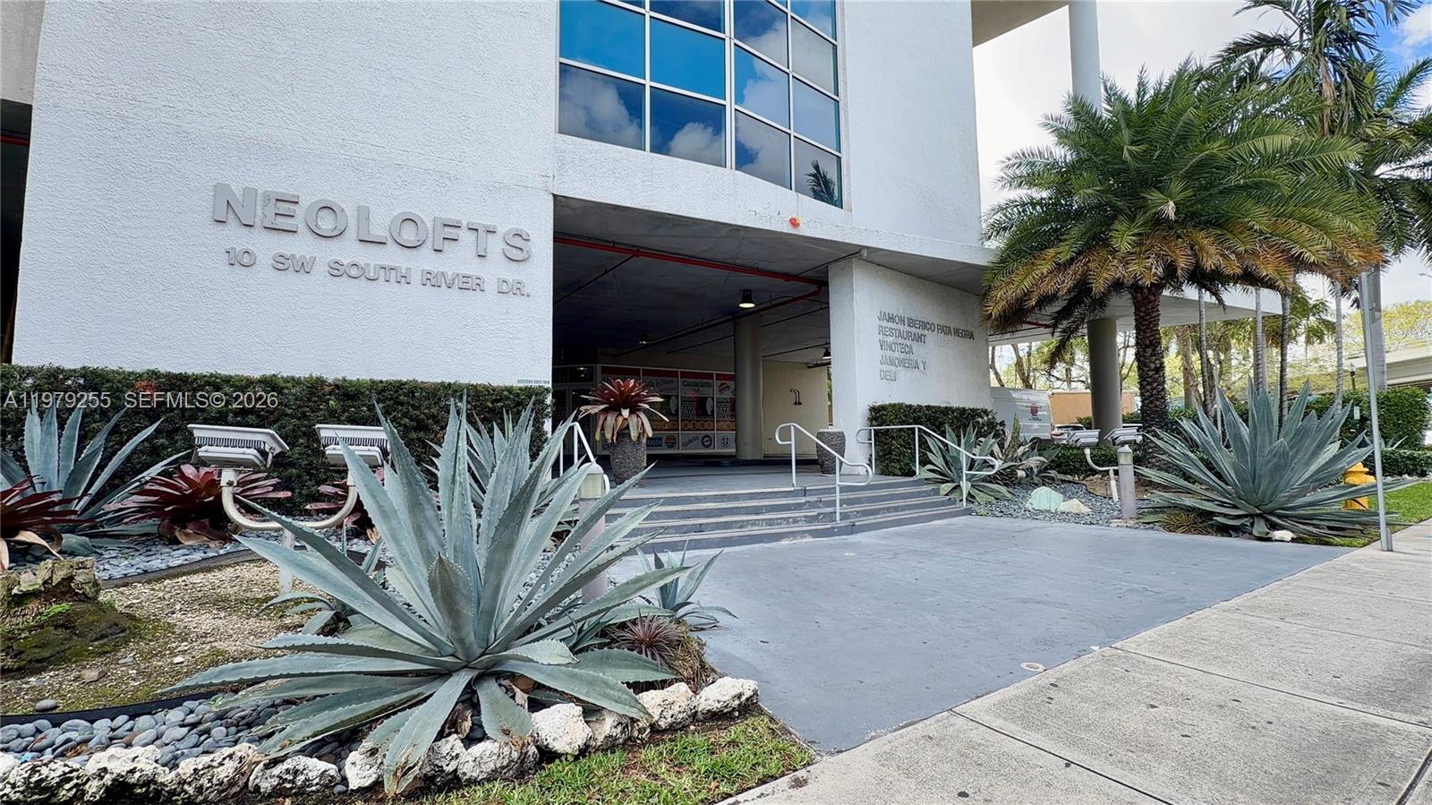 NEO LOFTS CONDO - Residential