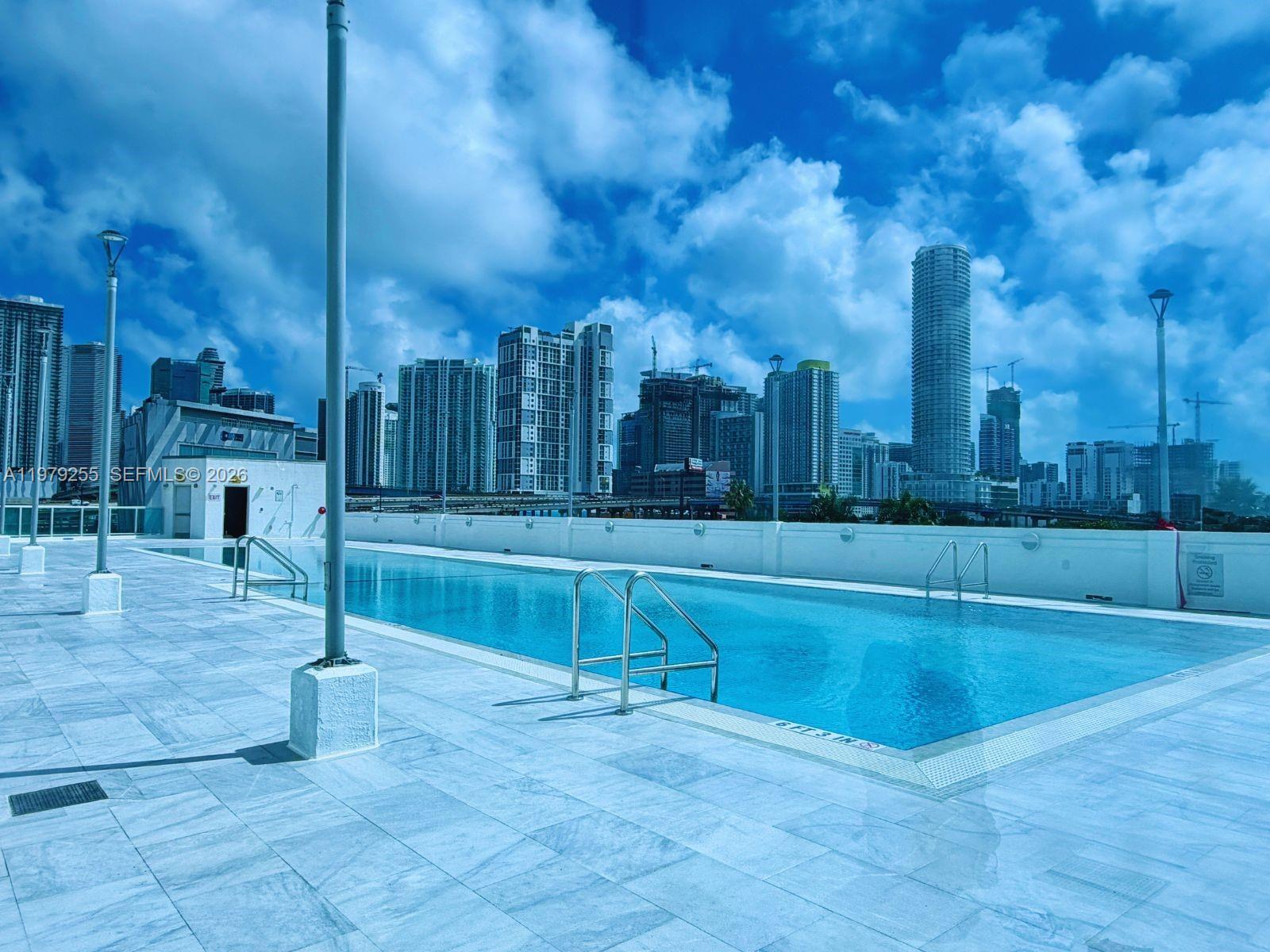 NEO LOFTS CONDO - Residential