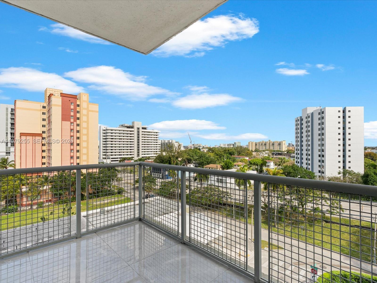 NEO LOFTS CONDO - Residential