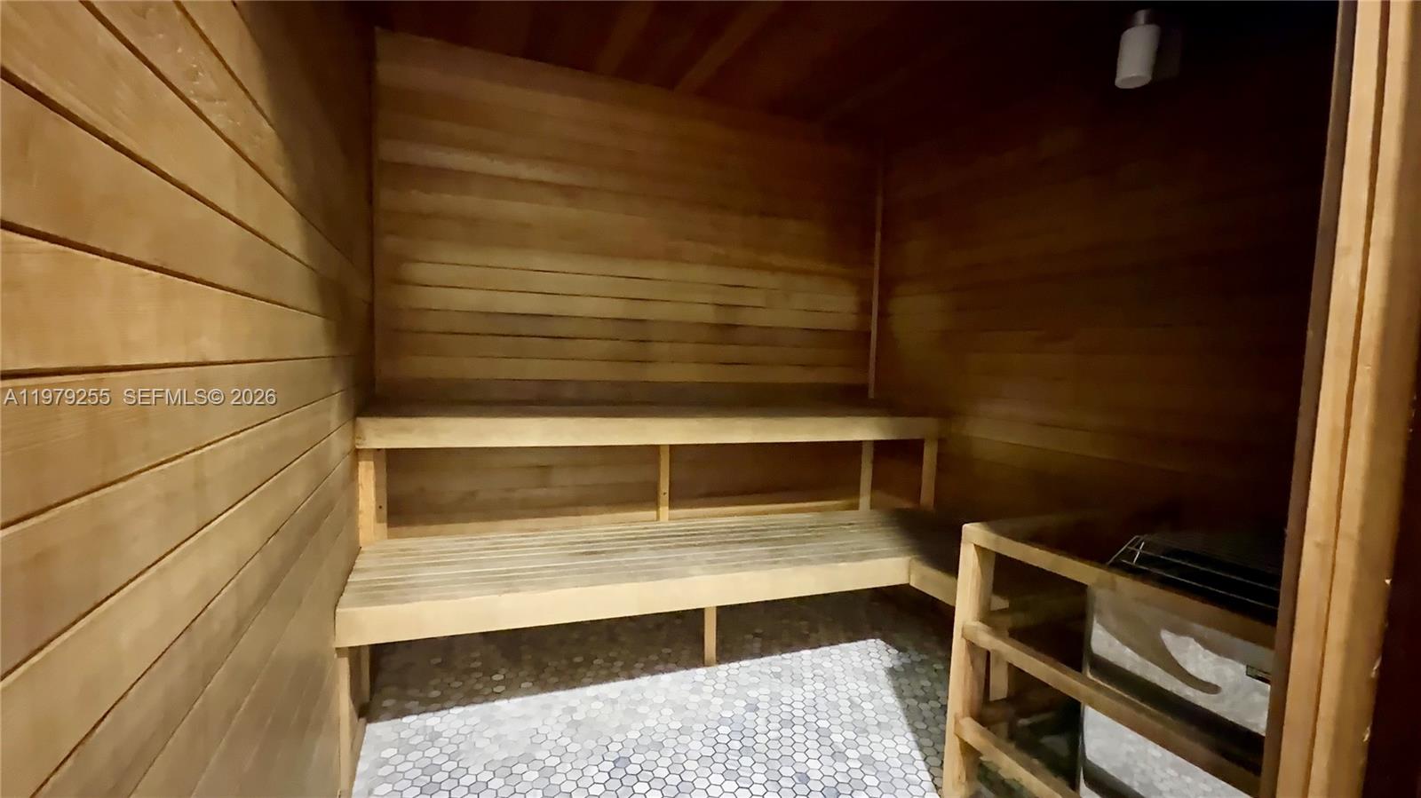 NEO LOFTS CONDO - Residential