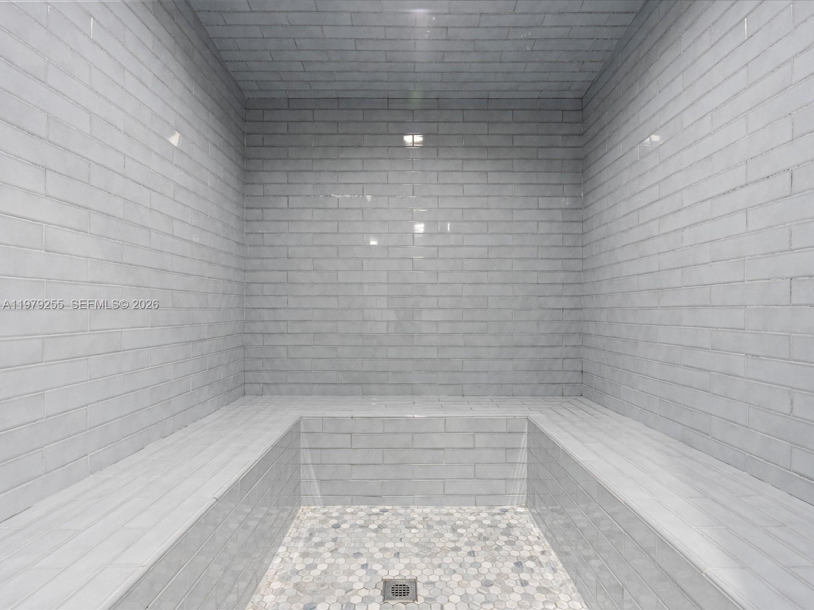 NEO LOFTS CONDO - Residential