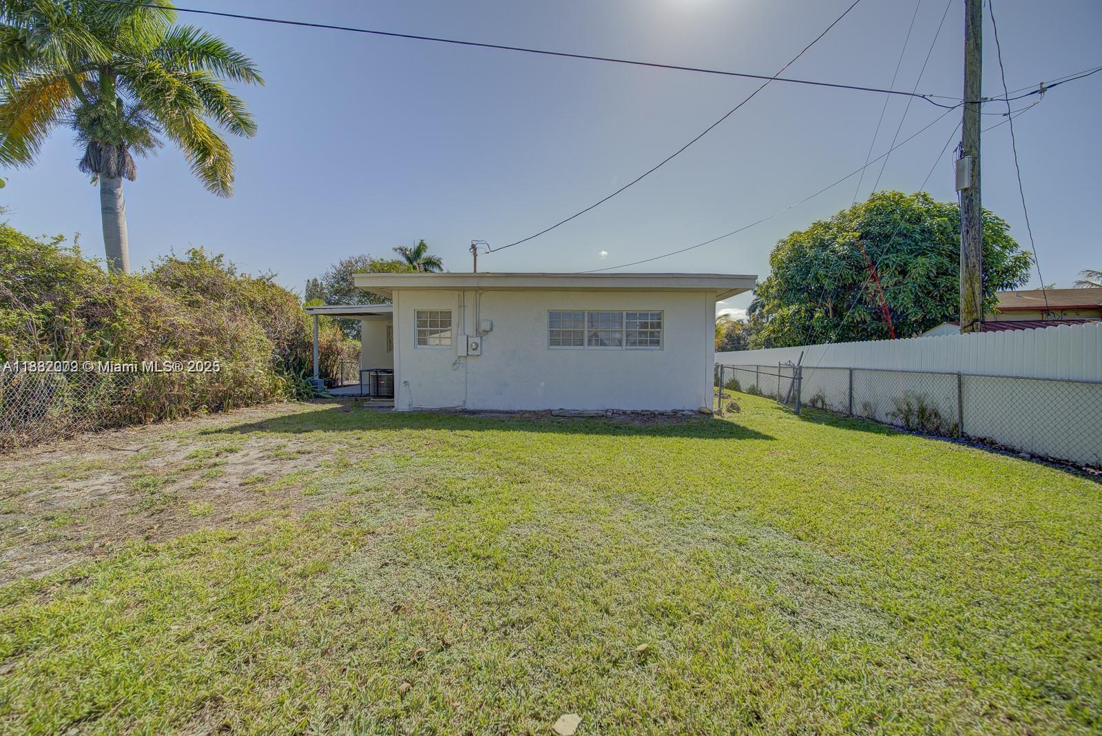 1471 NW 93rd St