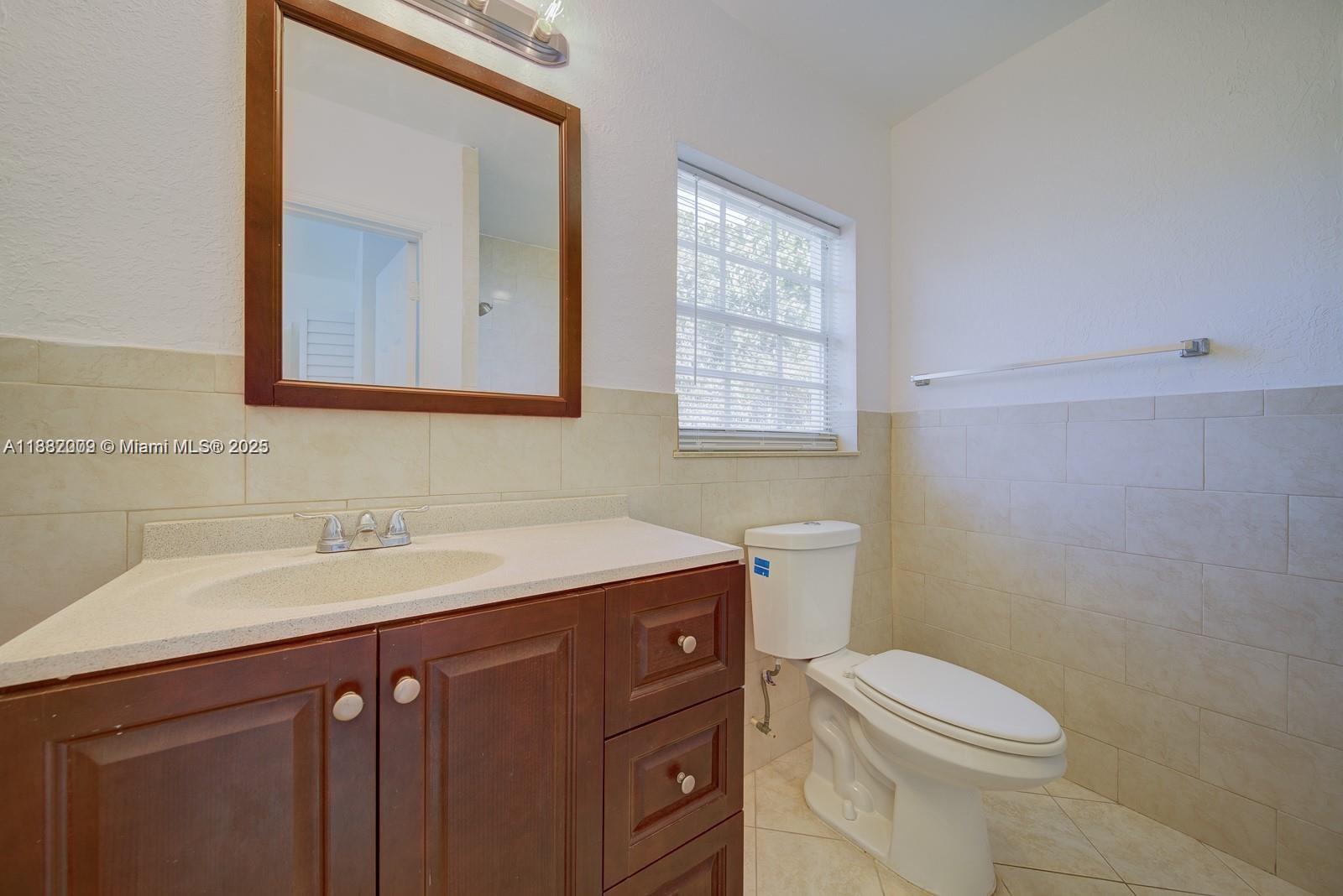 FLAMINGO VILLAGE RESUB - Residential