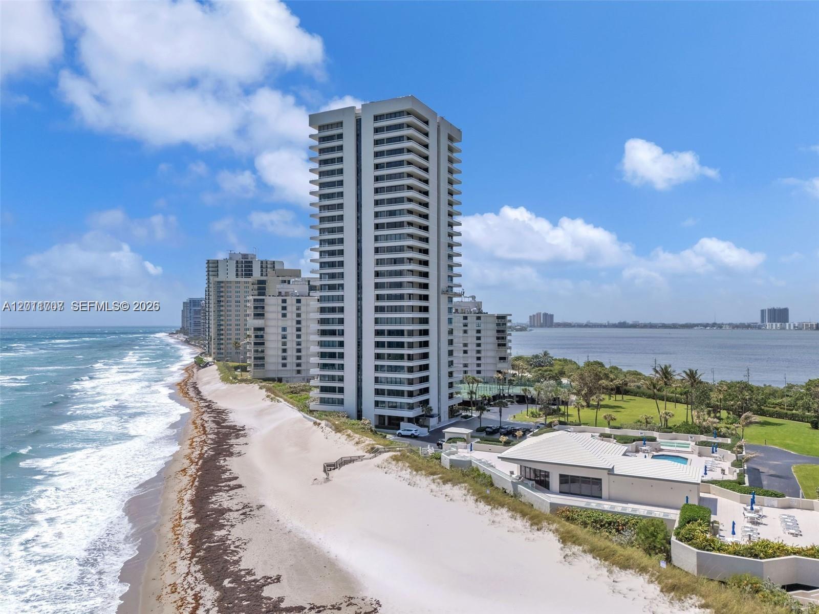 WATER GLADES CONDO - Residential