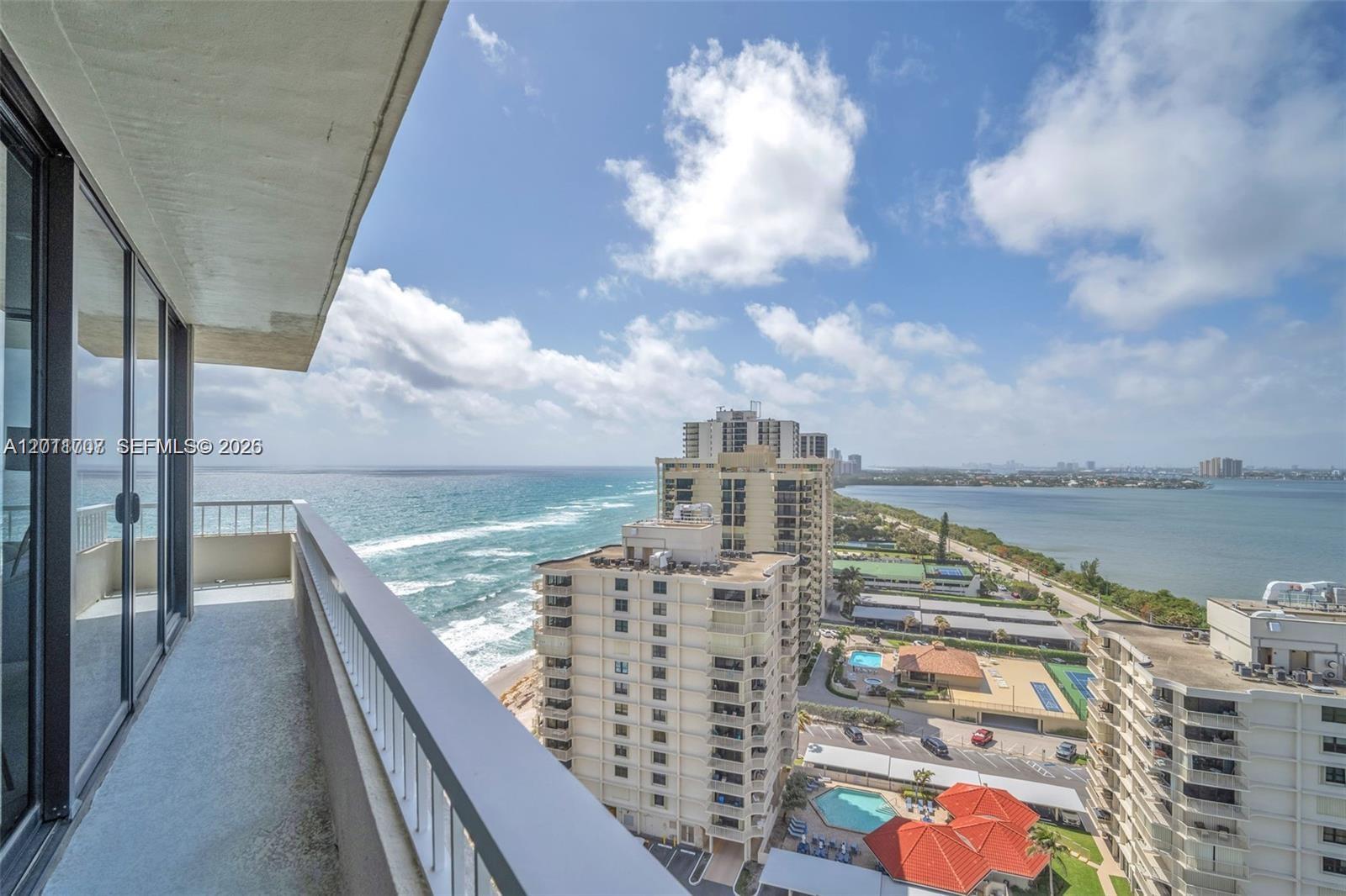 WATER GLADES CONDO - Residential