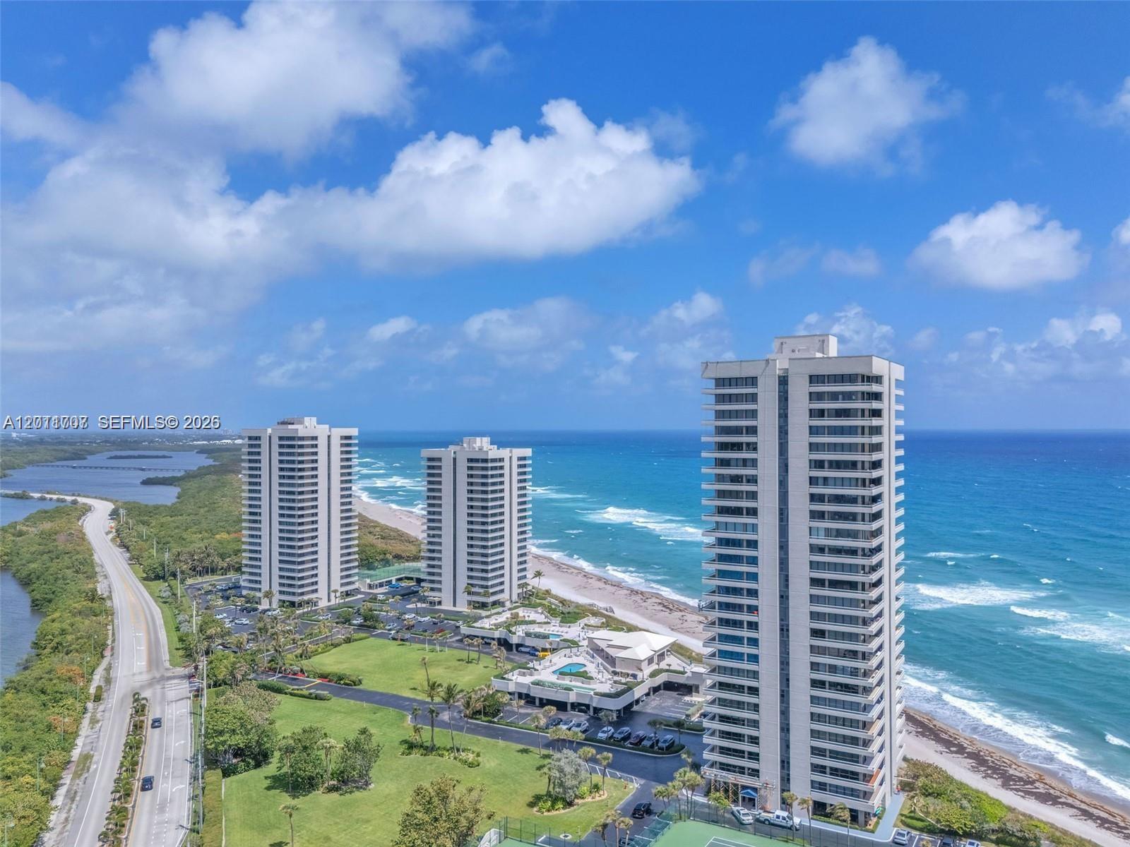 WATER GLADES CONDO - Residential