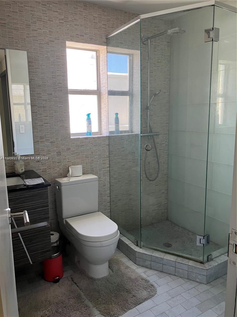 LINCOLN SUB - Residential Lease